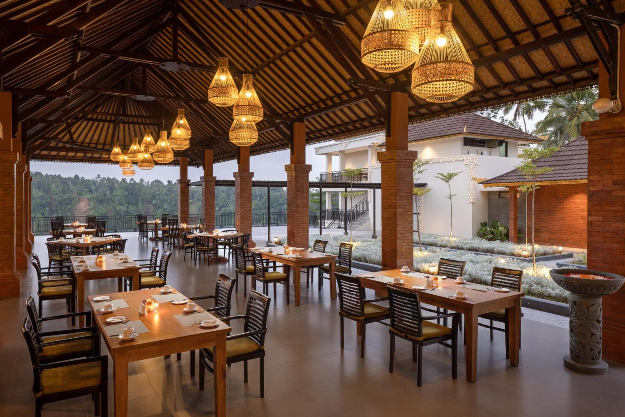 Hotel Tapa Agung View Menanga Exterior foto